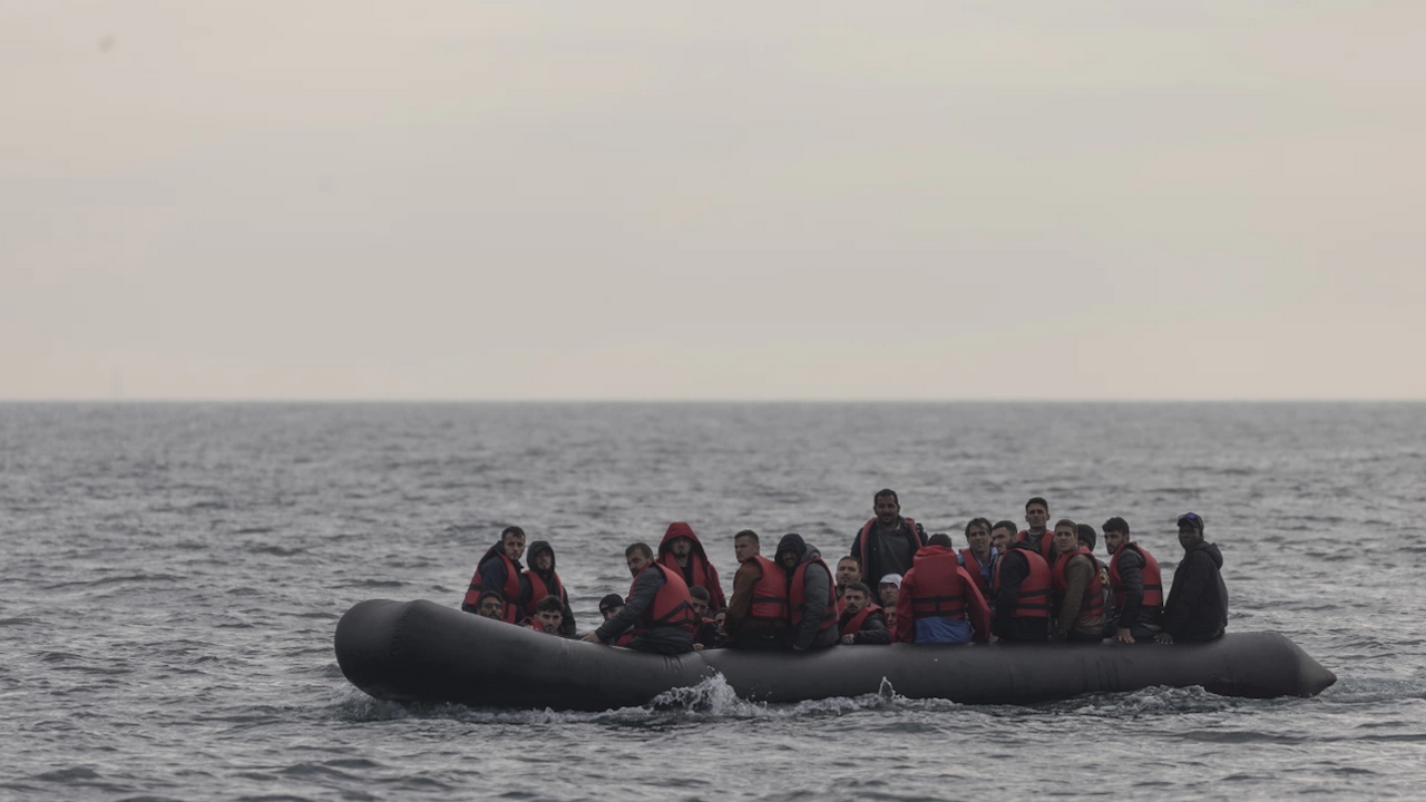 Over 1,000 migrants reached Italian shores at weekend - EU - Daily News