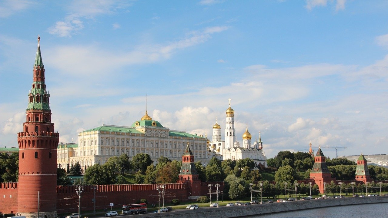 Санкциите, наложени срещу Москва, са ефективни, но недостатъчни. Това заяви