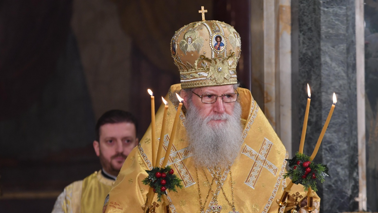 Патриарх Неофит: Нека извървим и тази Нова църковна богослужебна година достойно