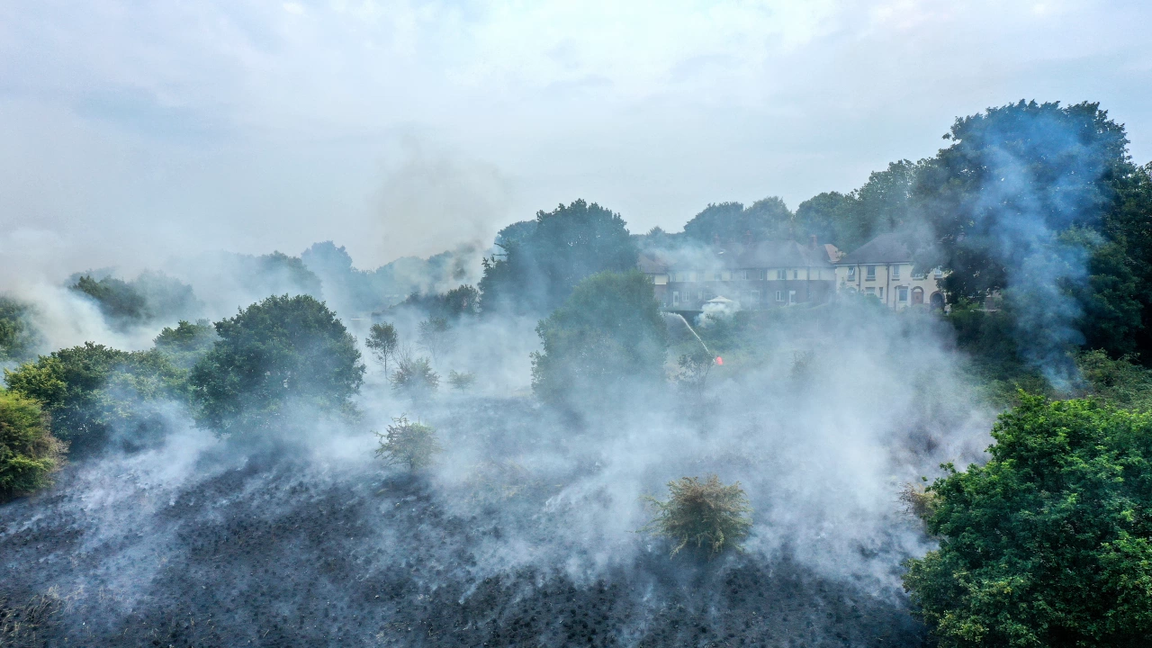 Голям горски пожар се разрази в турския средиземноморски окръг Анталия
