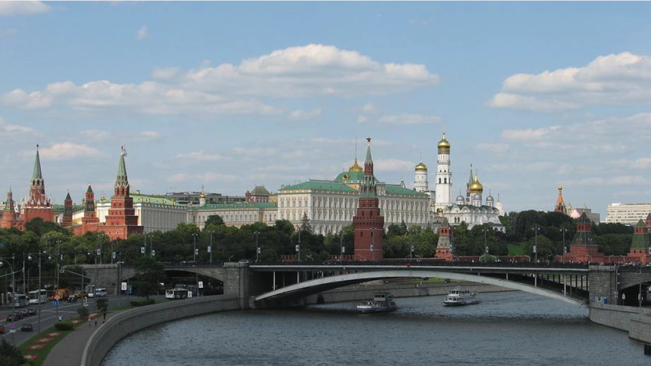 Кремъл определи решението на ЕС да преустанови облекчения визов режим