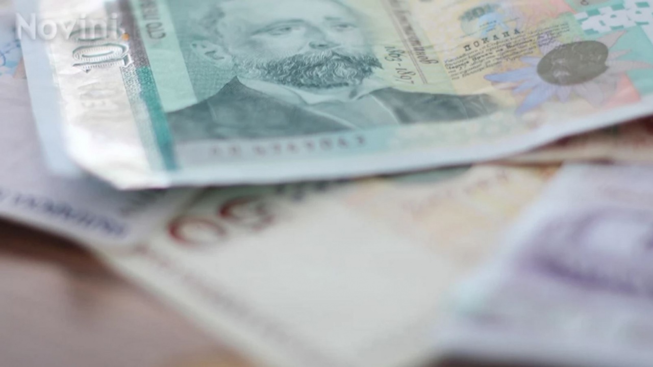 НСИ: Само 3% от българите плащат сметките си с лекота