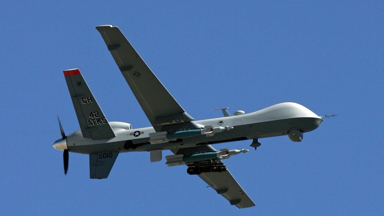 Стратегически американски дронове RQ 4 Global Hawk активно събират разузнавателна информация