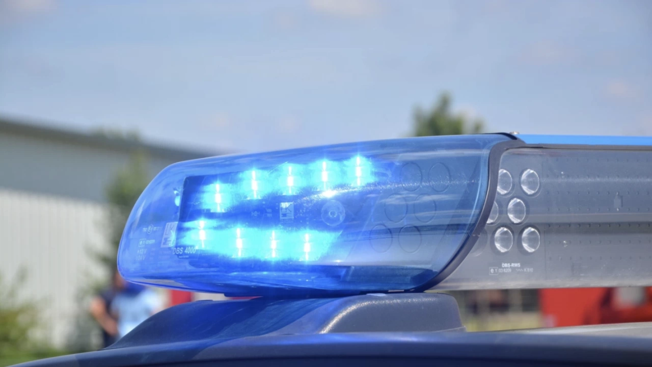 Хванаха 16 годишно дрогирано момче с крадена кола в Софийско съобщиха от полицията Към