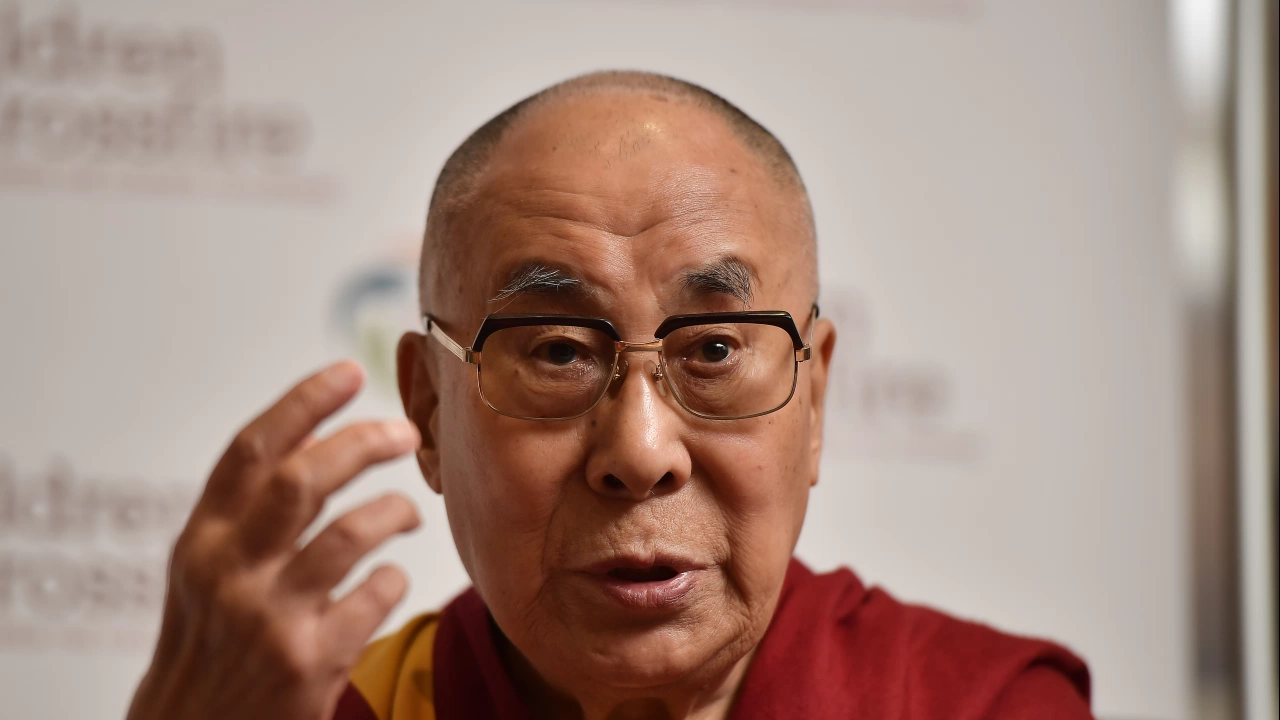 Тибетският духовен водач Далай Лама изрази днес дълбоката си тъга за смъртта