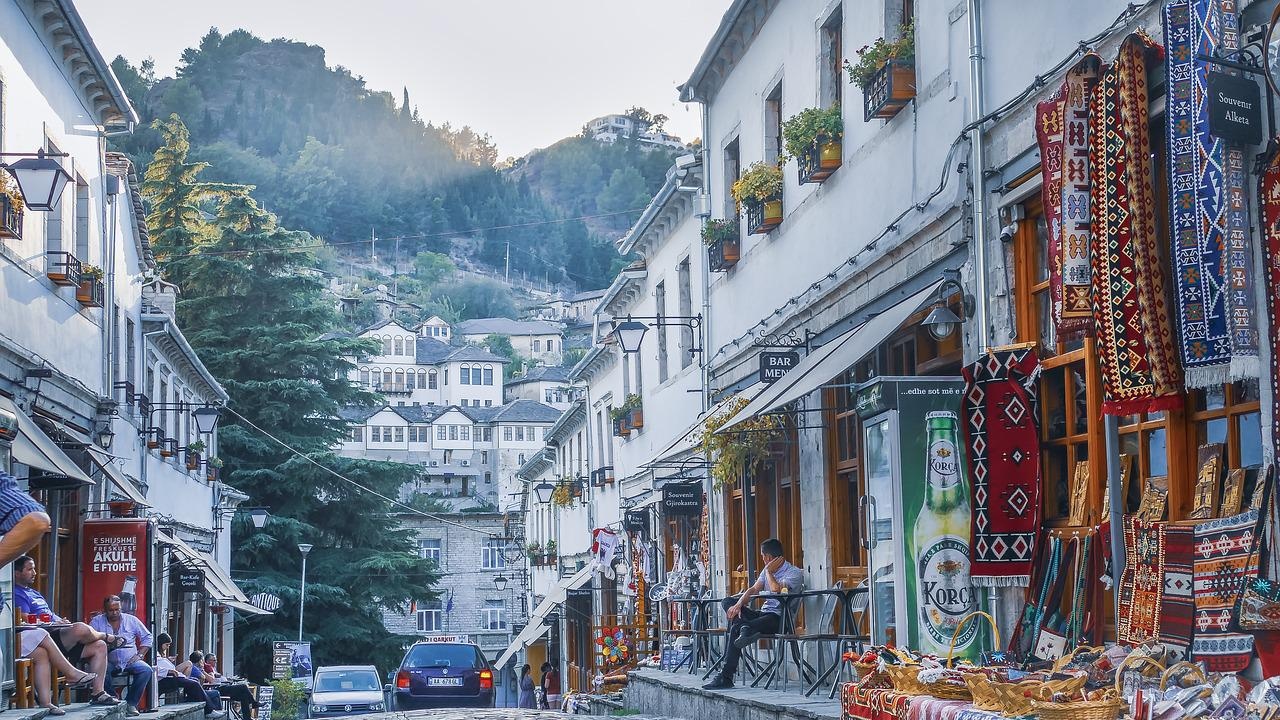 Албания регистрира исторически най-добрата си година в туризма заради увеличен
