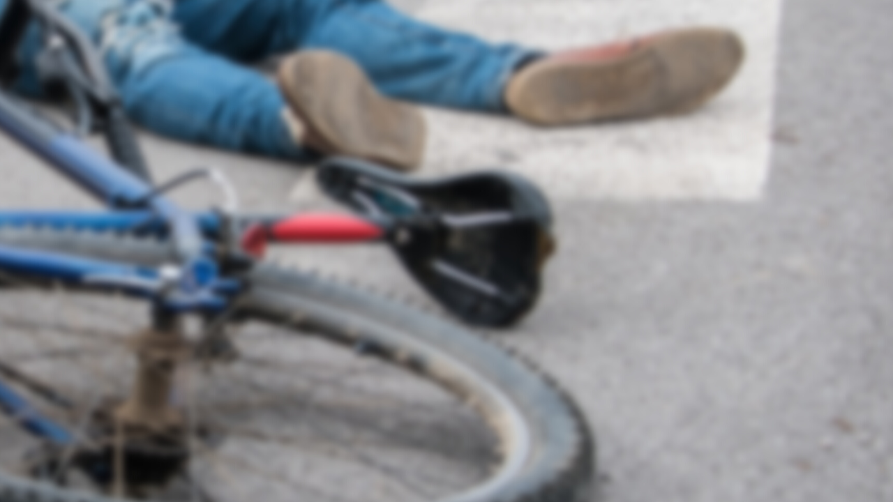 Шофьор помете велосипедист в Пловдив