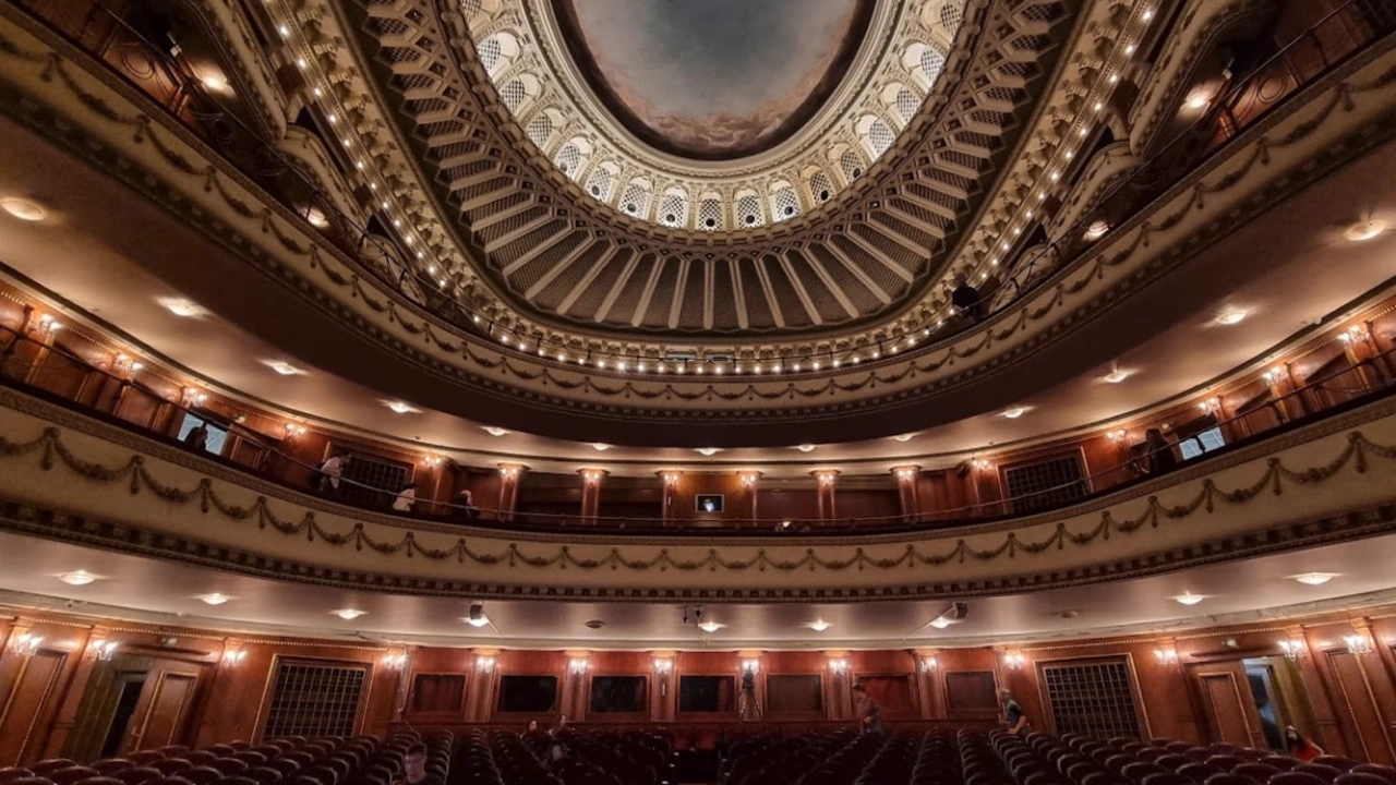 Над 43 хиляди зрители са гледали спектаклите на Софийската опера и