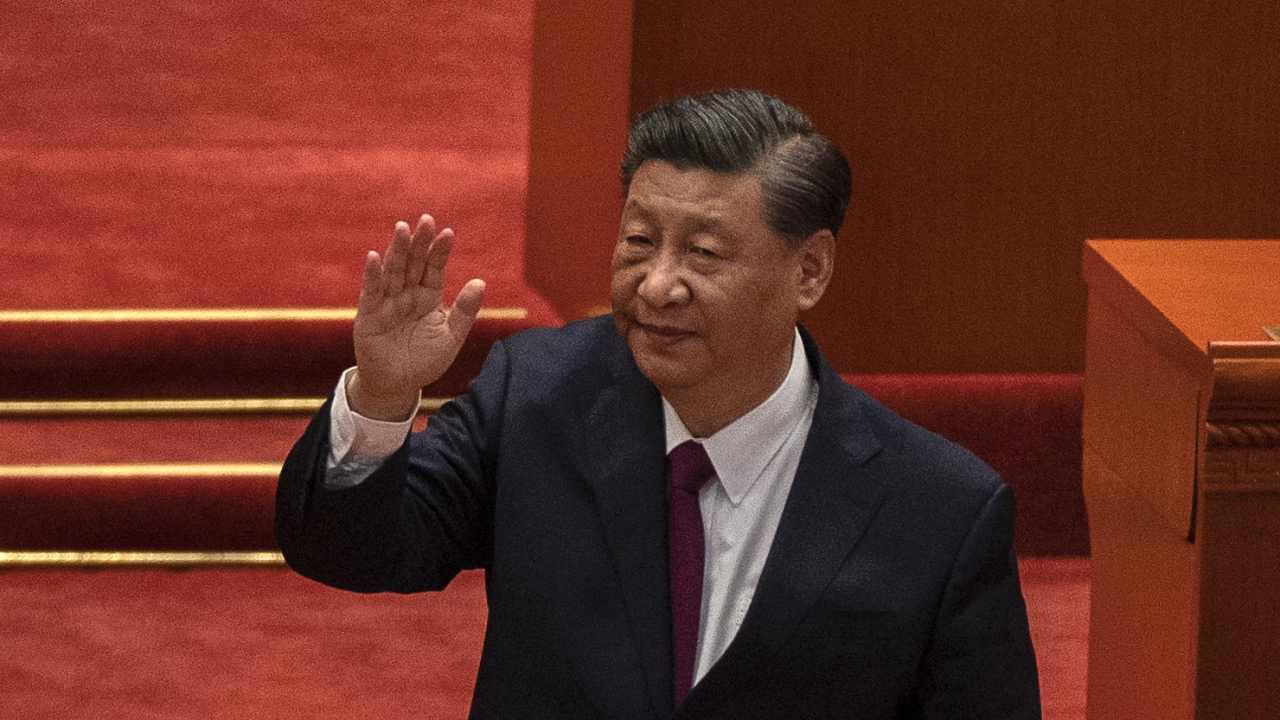 Китайският президент Си Цзинпин пристигна днес в Казахстан за първото