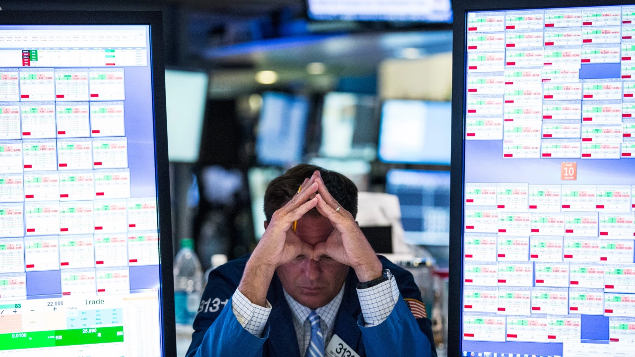 Фондовите пазари в цял свят регистрираха понижение реагирайки на опасенията
