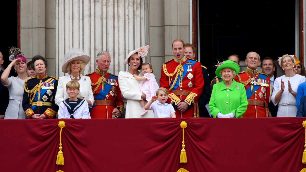 Кралското семейство носи над 1,7 млрд. приходи на Великобритания годишно