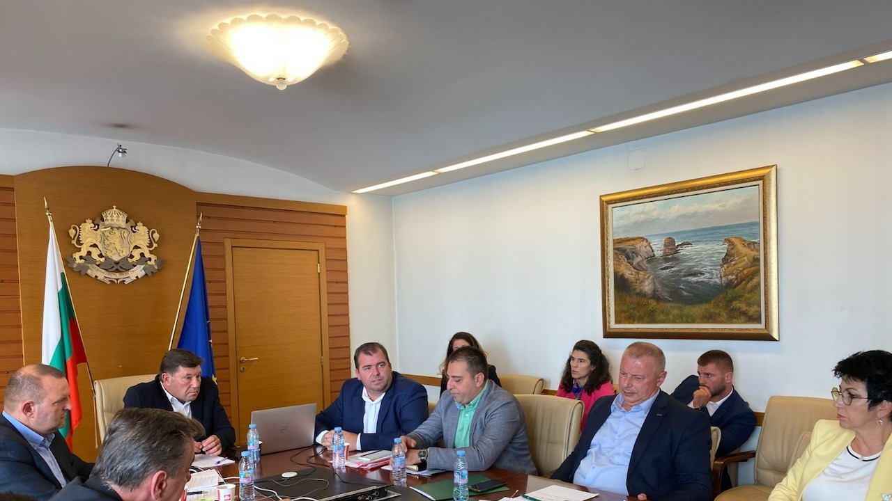 Министър Гечев: Тази година българската пшеница е с изключително високо качество