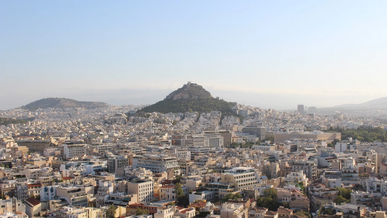 Големи задръствания се образуваха тази сутрин в гръцката столица Атина