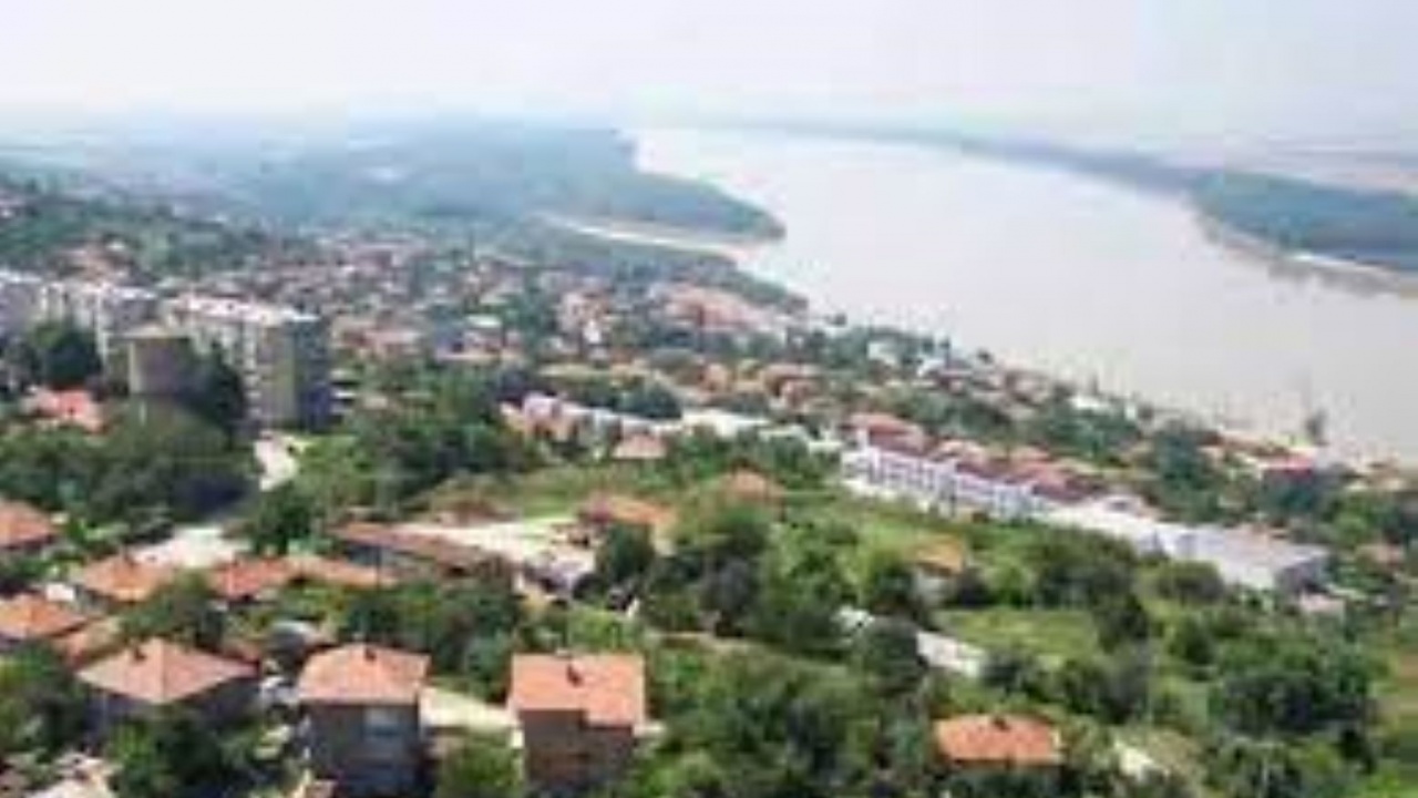 Обновяват известен парк в Тутракан