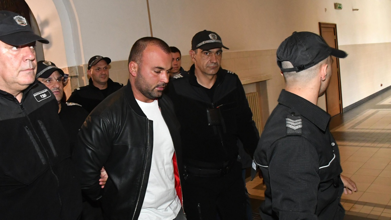 Любенов, който причини катастрофата на Околовръстното, остава в ареста