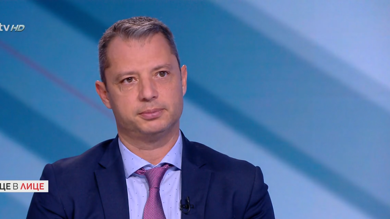 Делян Добрев (ГЕРБ): Щях да остана на дебата с Кирил Петков