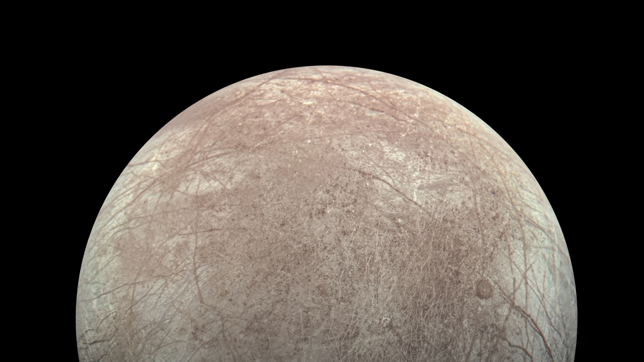 Невероятни кадри на юпитеровата луна Европа от космическия апарат "Джуно"