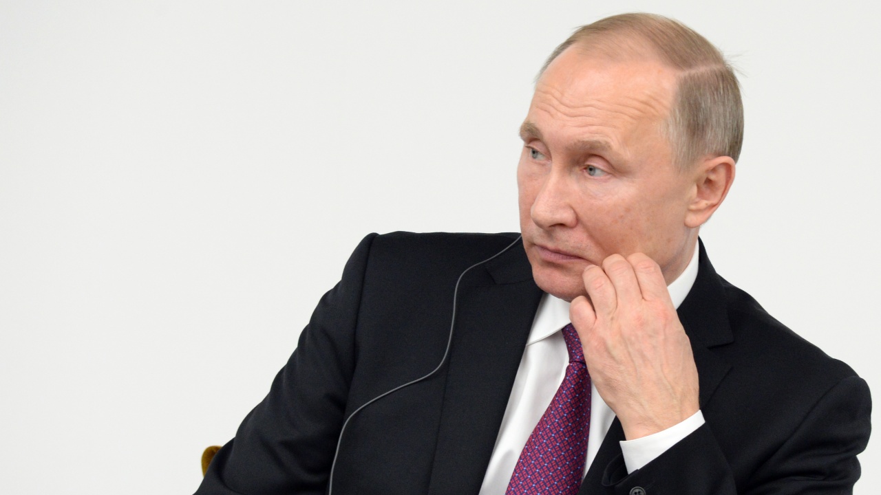 Спад на одобрението за Путин в Русия