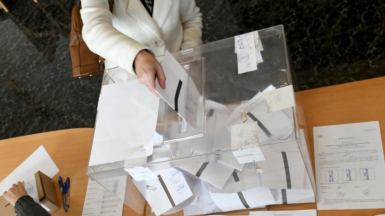 Как преминава изборният ден в Русия?