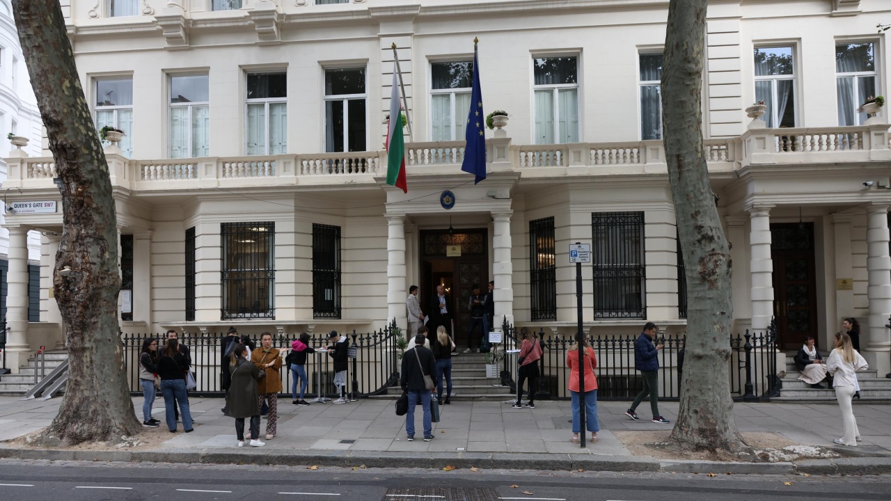 В 42 секции гласуват българите в Лондон