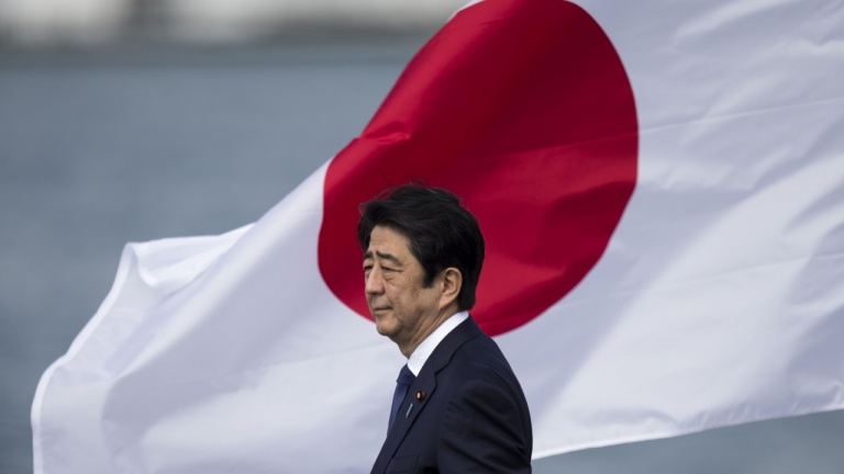 Япония се прощава с бившия премиер Шиндзо Абе