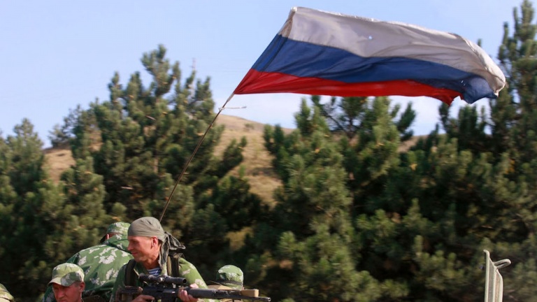 Русия мобилизира за фронта в Украйна 2,13-метров звяр
