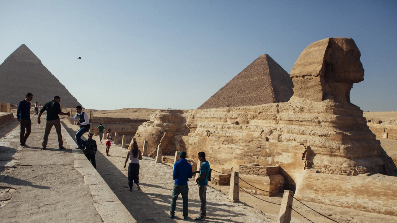 Общо 4 9 милиона туристи са посетили Египет през първата половина