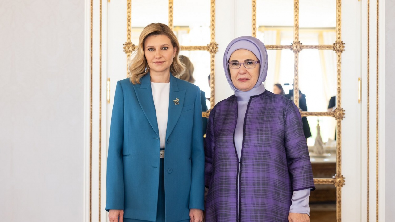 Съпругите на лидерите на Украйна и Турция се срещнаха в Истанбул