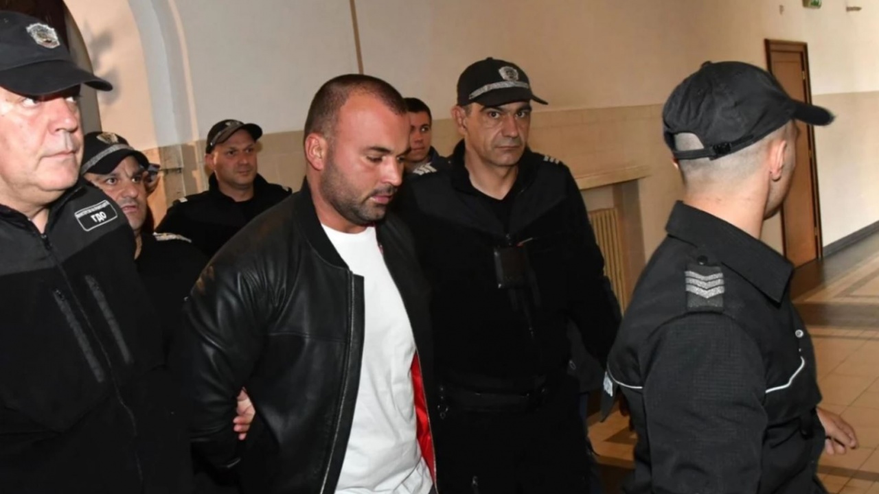 Свидетел на катастрофата на околовръстното: Полицайката се кикотеше с Димитър Любенов
