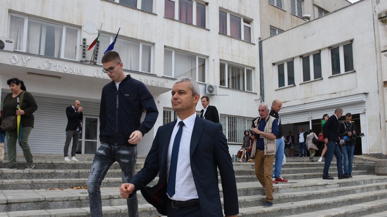 АЕЖ призова журналистите да бойкотират Костадинов