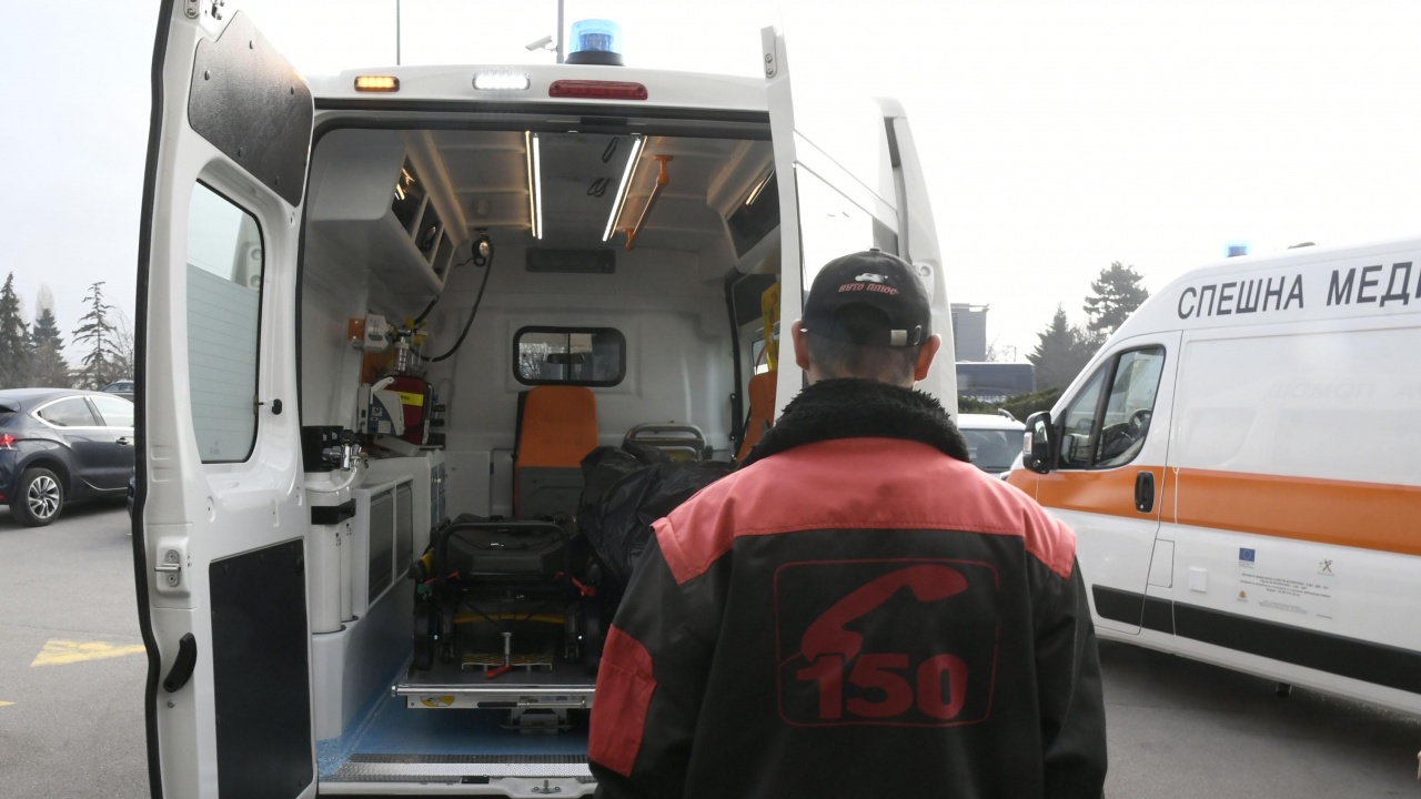 Трима младежи загинаха при тежка катастрофа край Дулово, предаде репортер