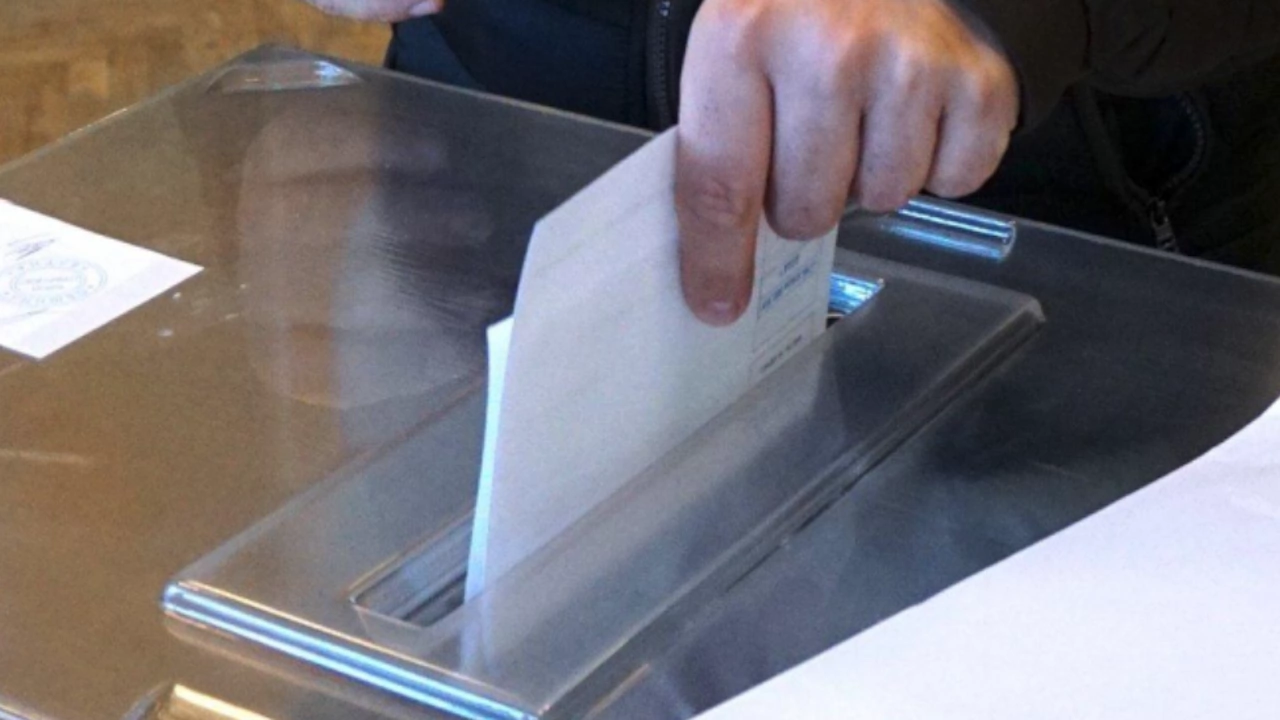 Датската министър председателка Мете Фредериксен свика днес предсрочни парламентарни избори на
