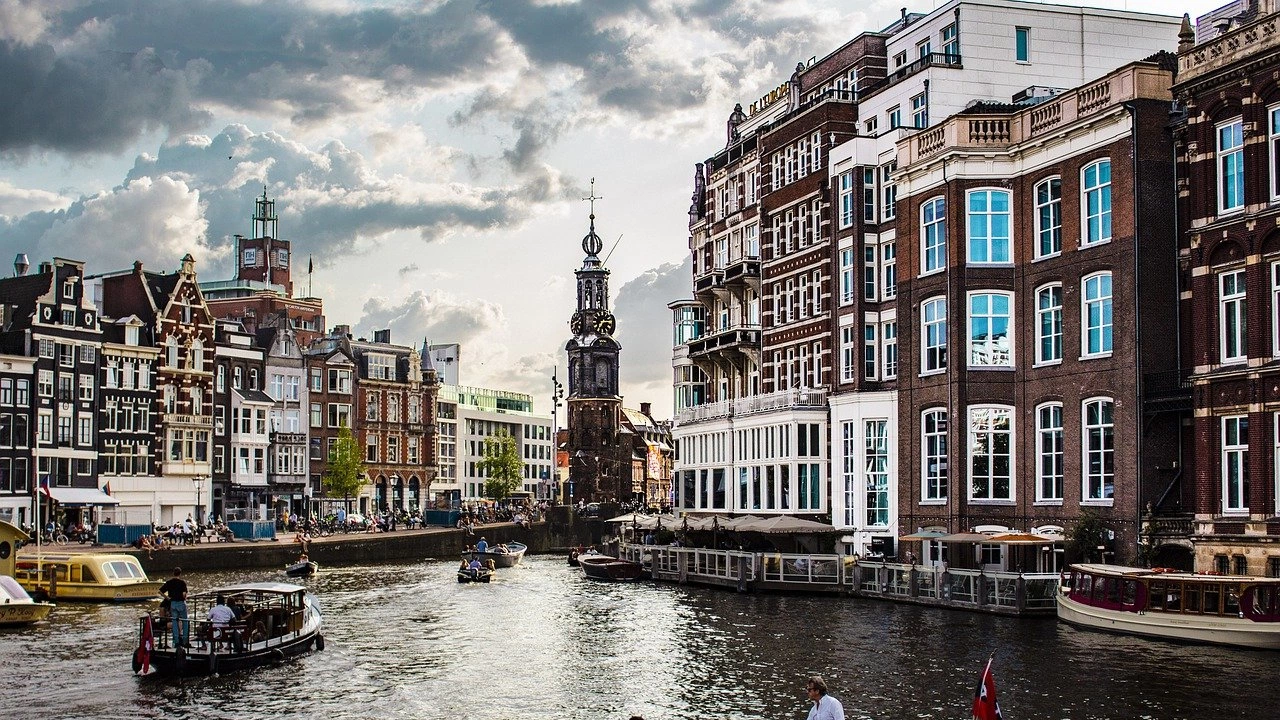 Цените на жилищата в Нидерландия през третото тримесечие са паднали
