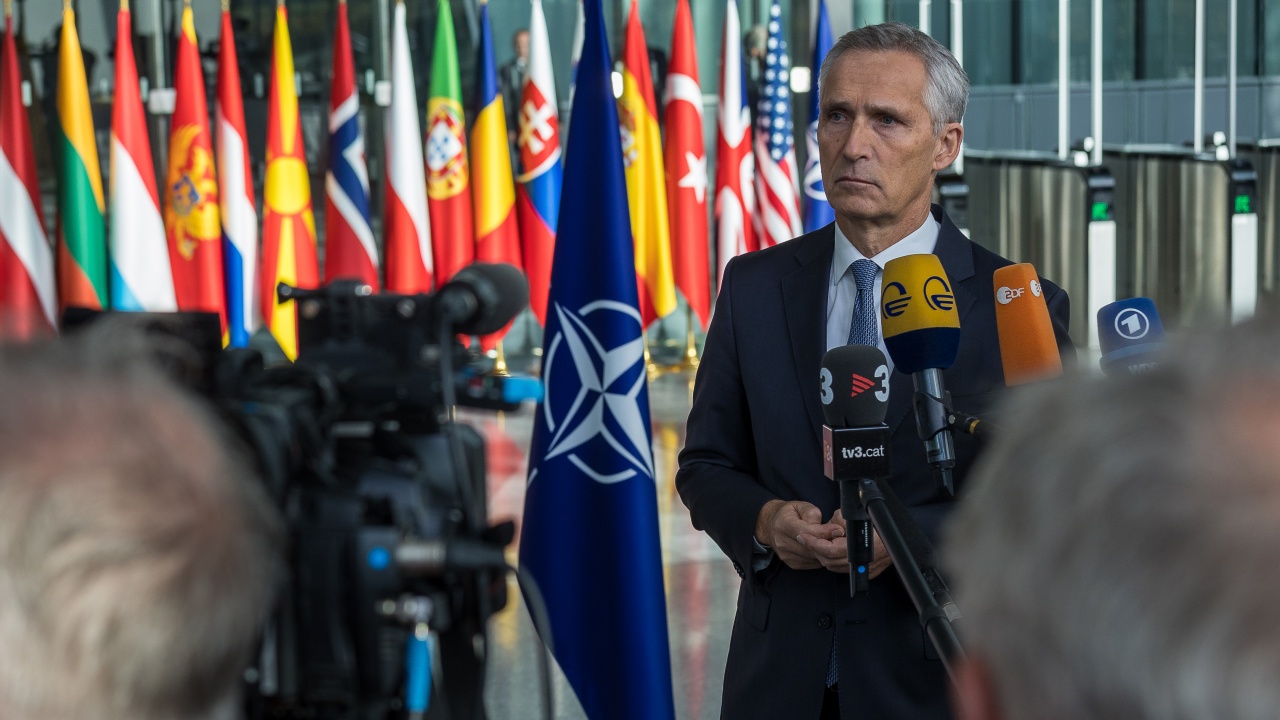 Втори ден от срещата на министрите на отбраната от НАТО,