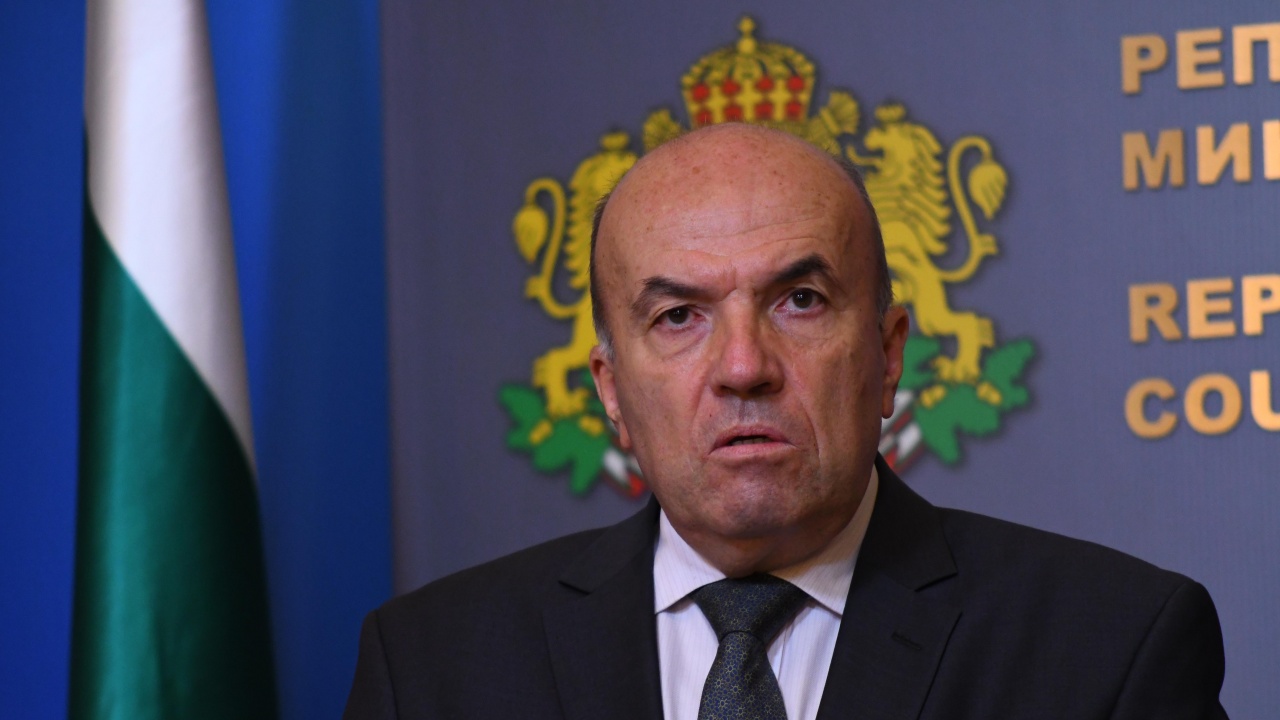 Министър Милков: Българският посланик в Москва също не получава покани