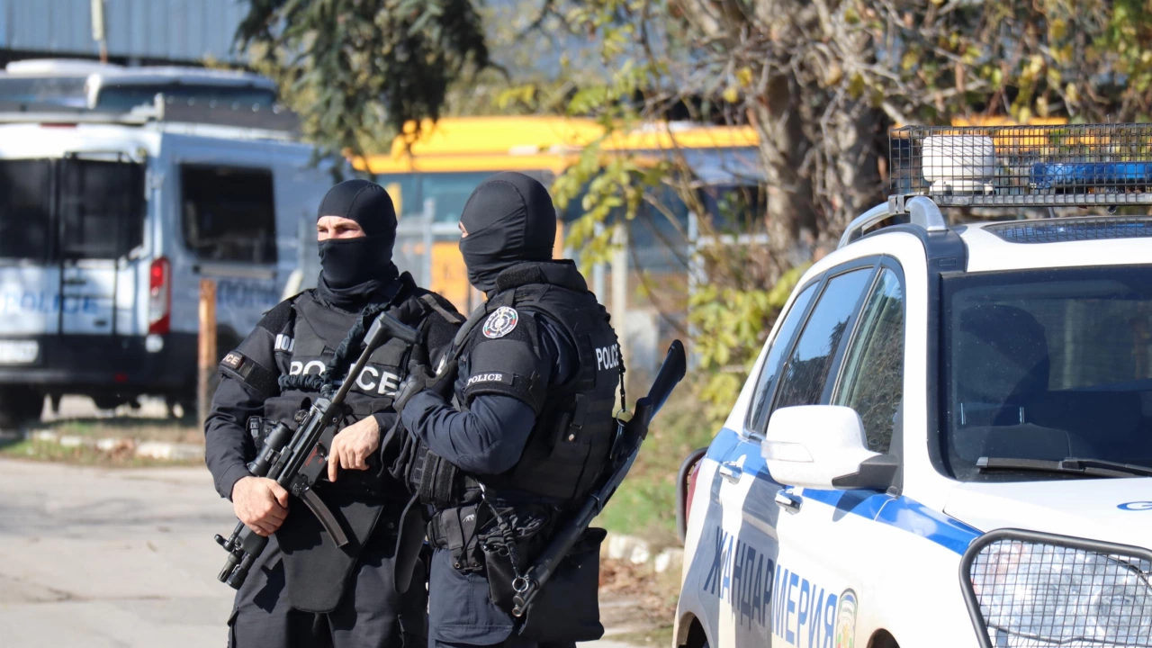 Неприятен инцидент с полицаи в Пловдив Униформени станаха обект на