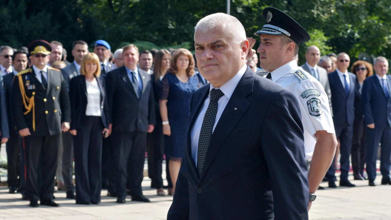 Бившият вътрешен министър Валентин Радев смята че само Путин знае защо България
