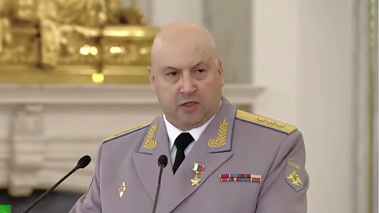 The new commander of the Russian forces in Ukraine: The situation is tense – Russia