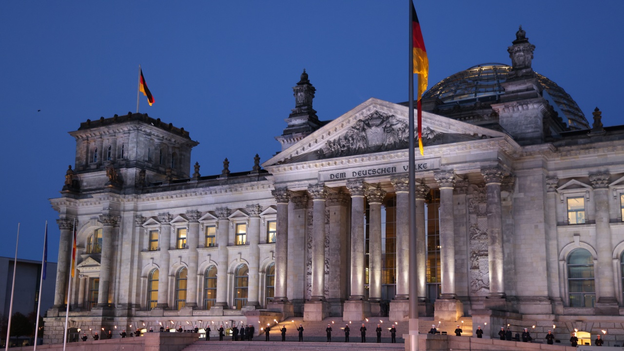 Германия представя плановете си за свръхпечалбите на производители на електроенергия на 18 ноември