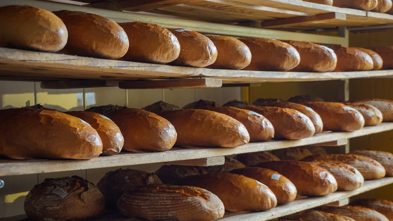 Правителството на Косово обмисля да сложи таван на цените на основни продукти