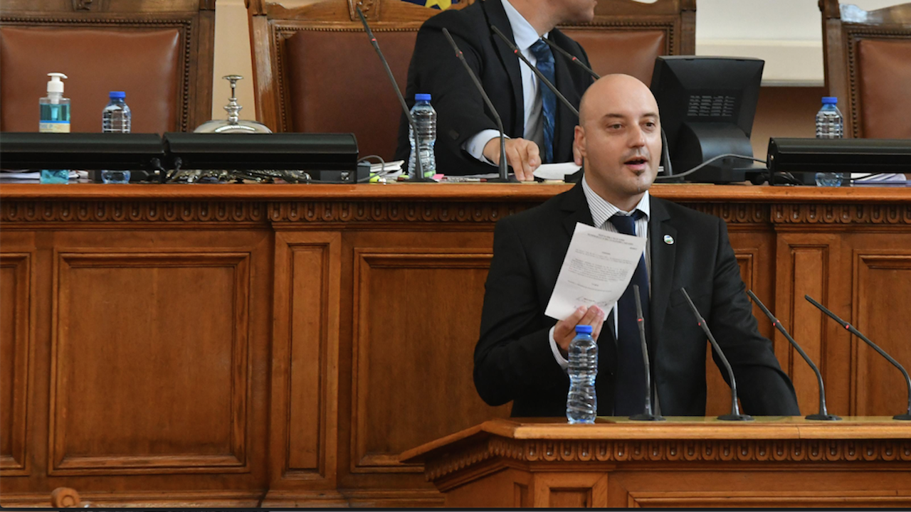 Атанас Славов (ДБ): Имаме непреодолими разминавания с ГЕРБ по темите съдебна реформа и корупция