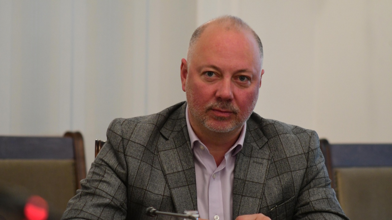 Росен Желязков: Ако не успее първият мандат, шансовете за втория минават през разговор