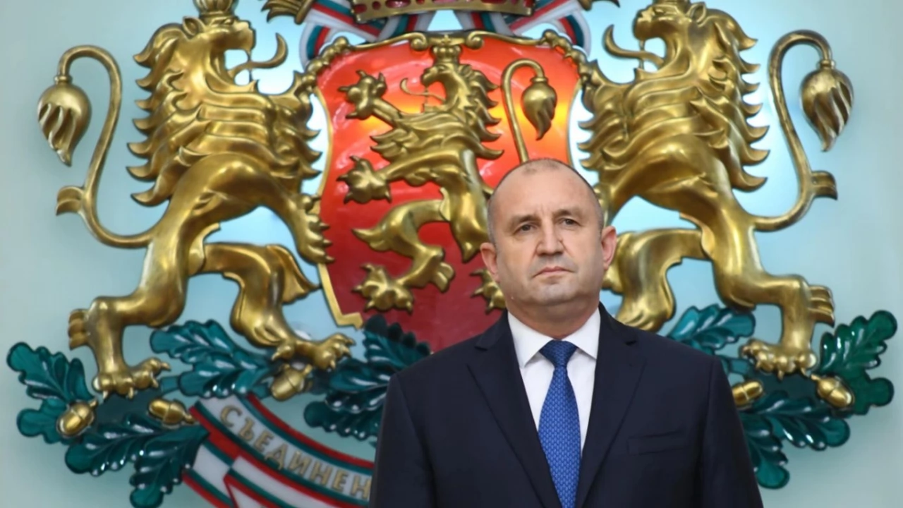 Президентът и върховен главнокомандващ Въоръжените сили на Република България ще