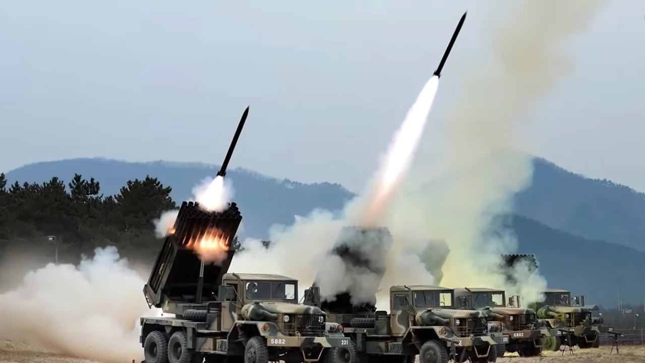 Полша ще купи от Южна Корея ракетни системи за залпов