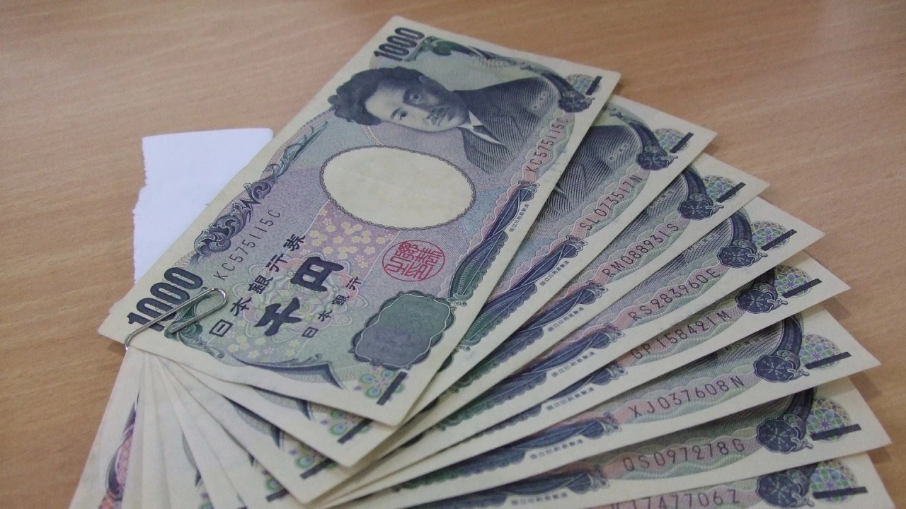 Японската валута отслабна до 150 йени за долар което се приема