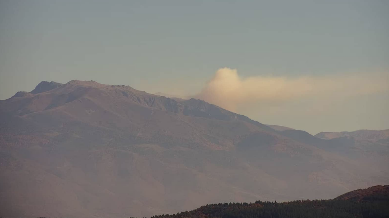 Пожар гори високо в Рила планина