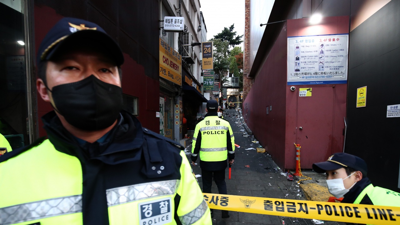 Национален траур в Южна Корея заради трагедията на шествие за Хелоуин