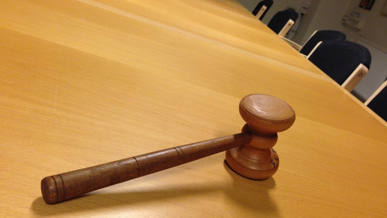 Окръжният съд в Търговище осъди условно четирима души за получаване