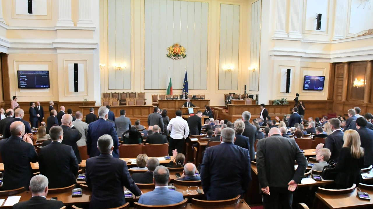Народното събрание продължава с избор на председатели на парламентарните комисии След