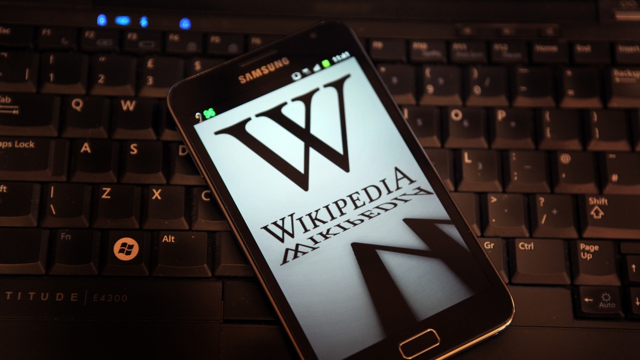 Русия глоби "Уикипедия" заради статии за войната в Украйна